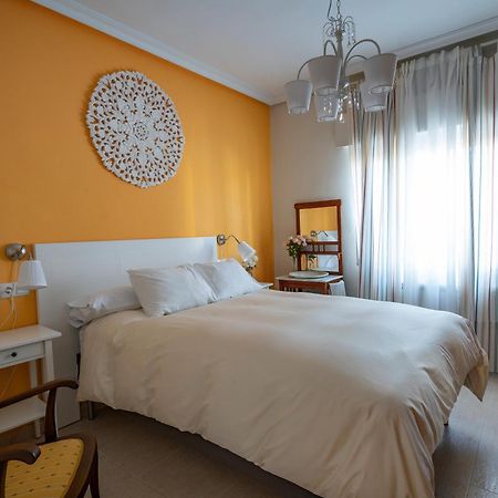 Appartamento Casa Angel Caces Esterno foto