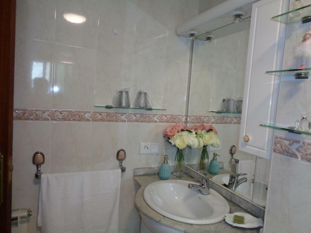 Appartamento Casa Angel Caces Esterno foto